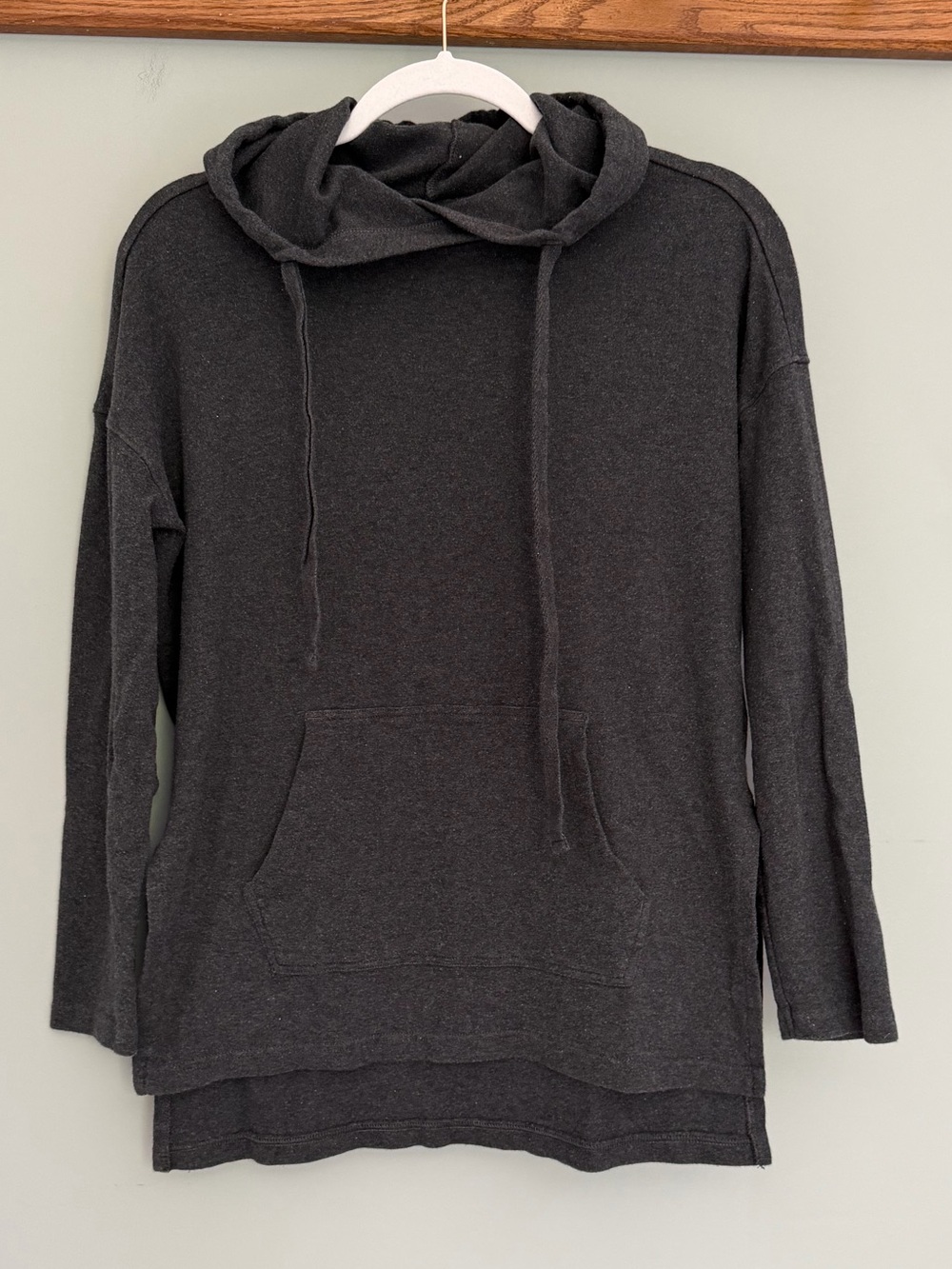 Pact 100% Organic Cotton Charcoal Gray Essential Kangaroo Pocket Pullover Hoodie